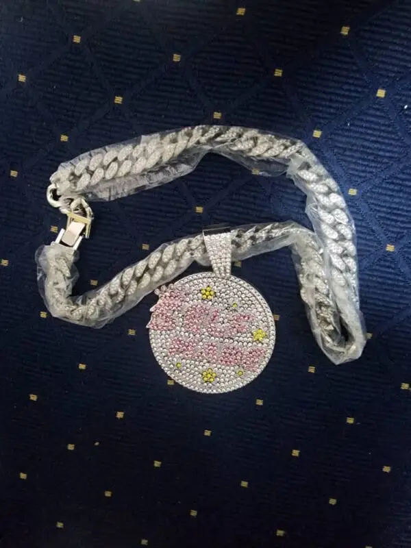 Cuban Chain With Pendant